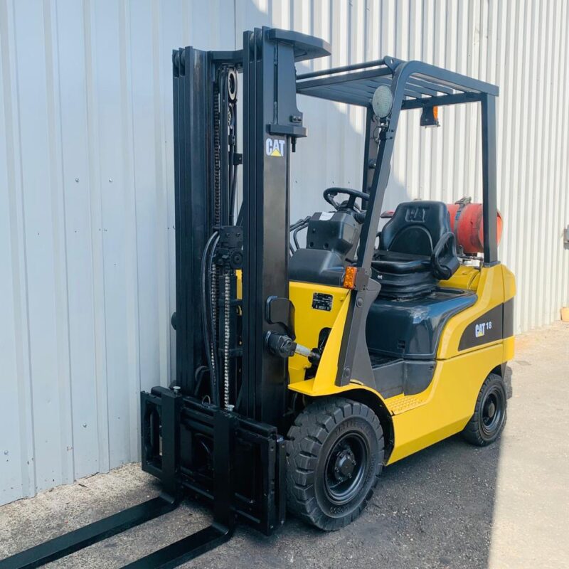 CAT GP18N USED GAS FORKLIFT - Image 2